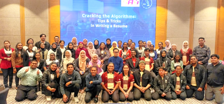 10 SSDI Residents Join DEUC Resume Writing Workshop Sponsored by SAY at Sri Saradha Devi Illam Malaysia