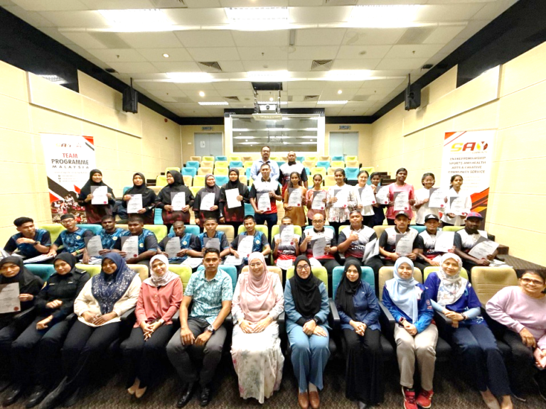 SSDI Residents Join SAY Hotel Management Certification Course with UiTM at Sri Saradha Devi Illam Malaysia