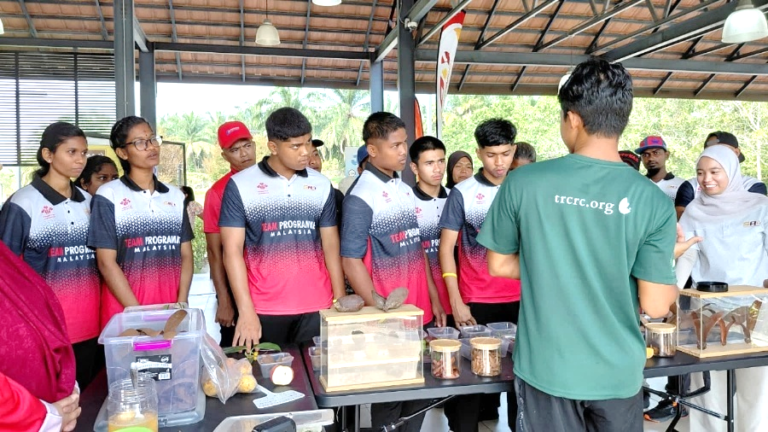 12 SSDI Residents Join SAY Environmental Day at Elmina Rainforest at Sri Saradha Devi Illam Malaysia