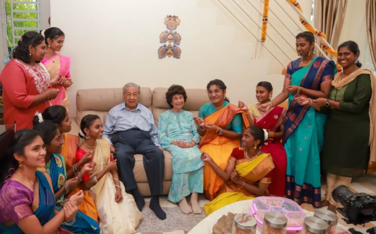 Everyday life at Sri Saradha Devi Illam Malaysia